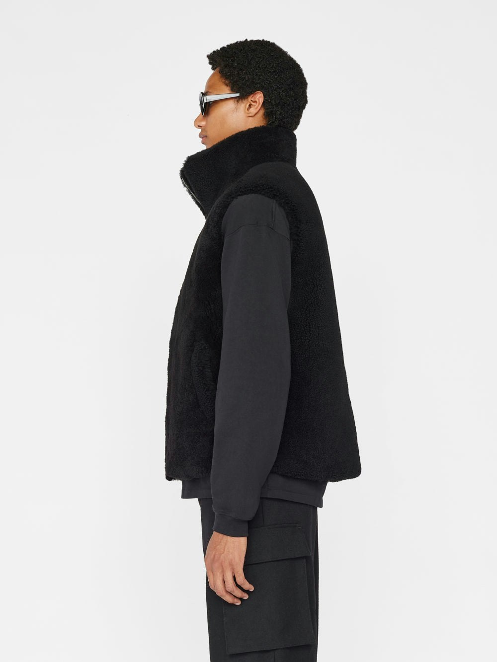 gilet side view alt:fit1